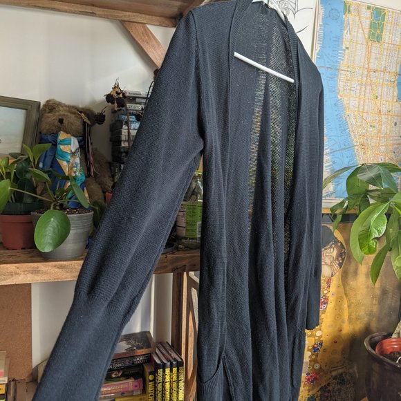 Long Black Cardigan w/pockets American Eagle sz M - Picture 4 of 9